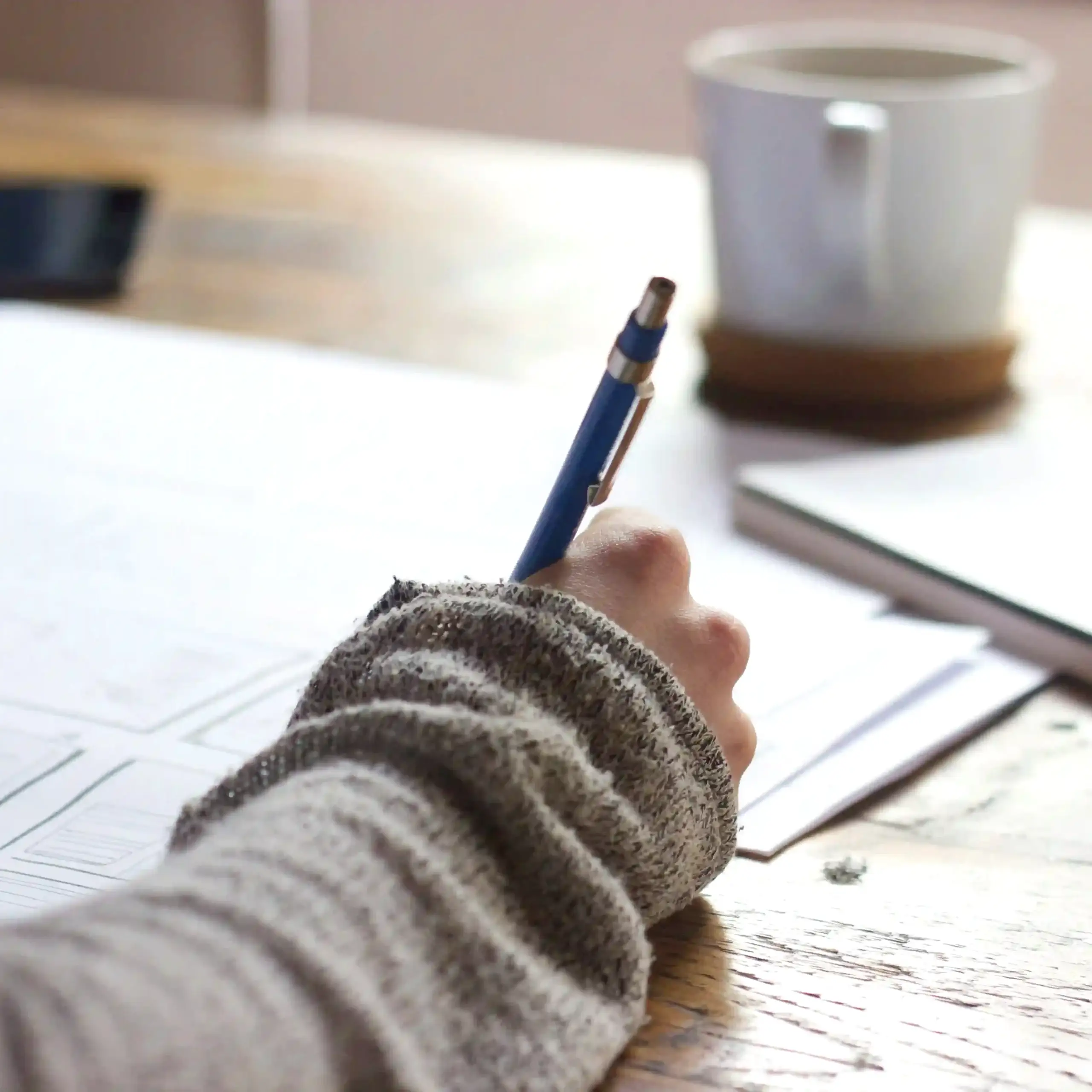 unseen-studio-s9CC2SKySJM-unsplash-square-scaled Photo - Espace de travail